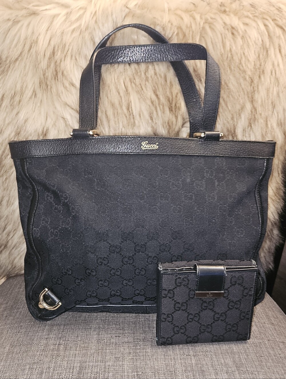 Gucci Black GG Canvas Abbey  Tote W/ Wallet